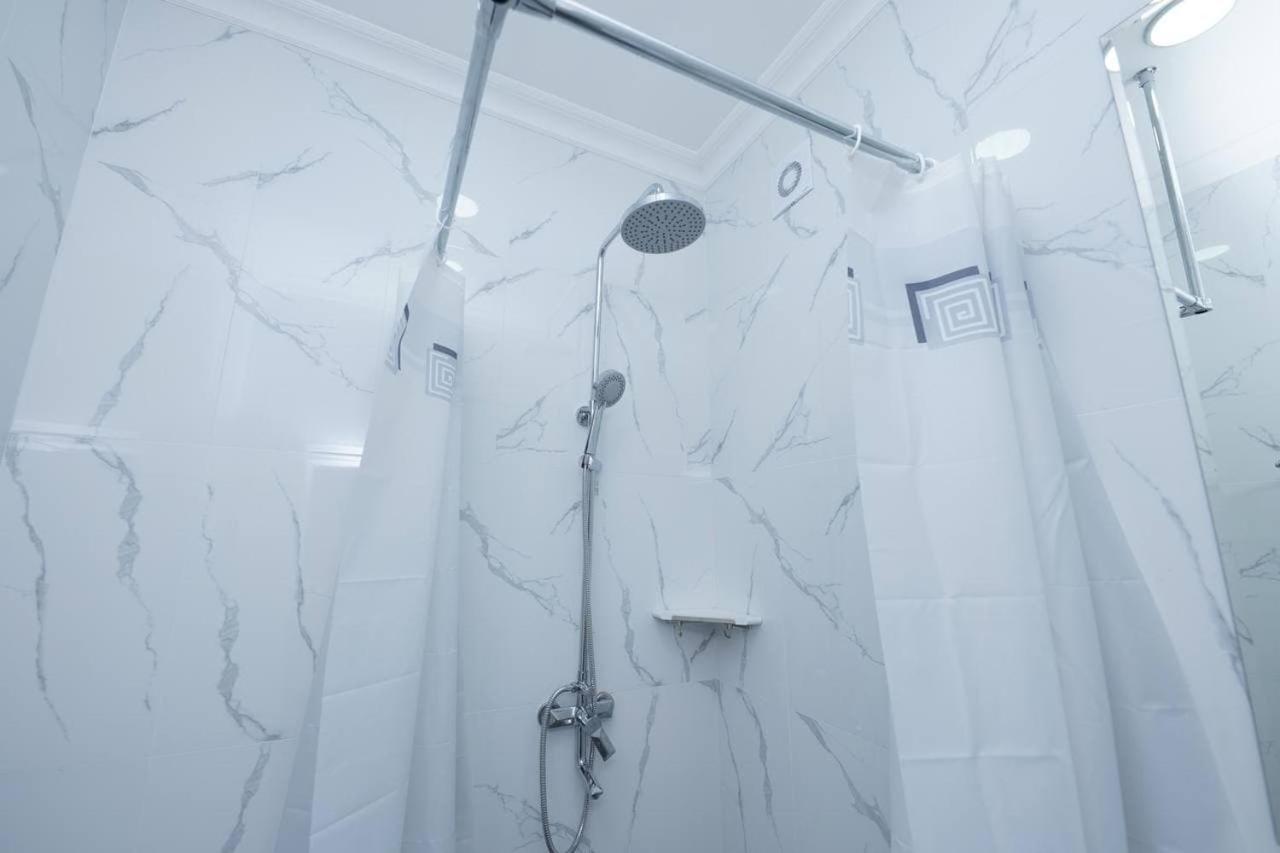 Halal Apart Hotel Алмати Екстер'єр фото