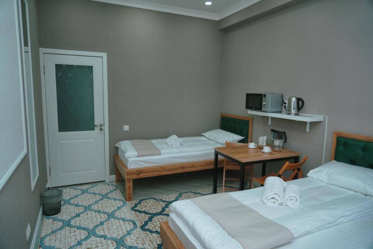 Halal Apart Hotel Алмати Екстер'єр фото